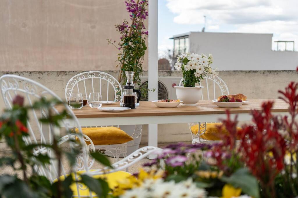 Ebullience - Stylish & Chic Athens Apartment Exterior foto