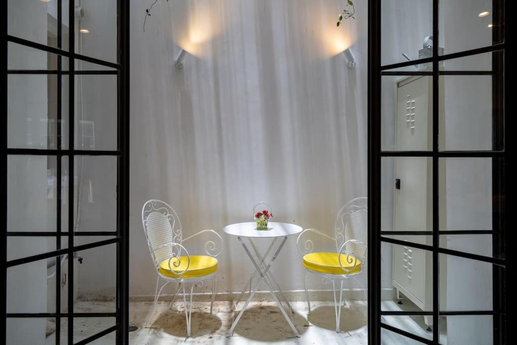 Ebullience - Stylish & Chic Athens Apartment Exterior foto